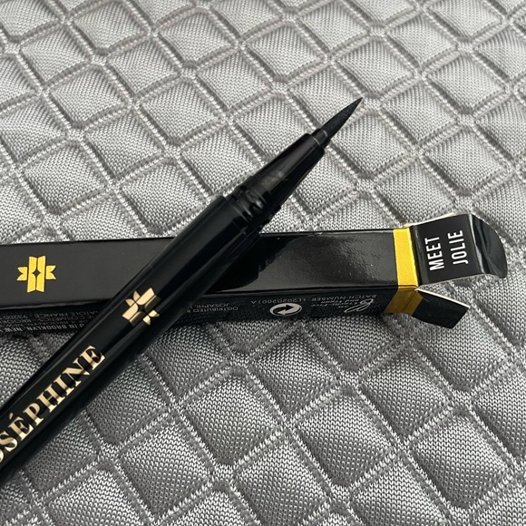 Skin Care/Makeup Bundle - Picture 4 of 5